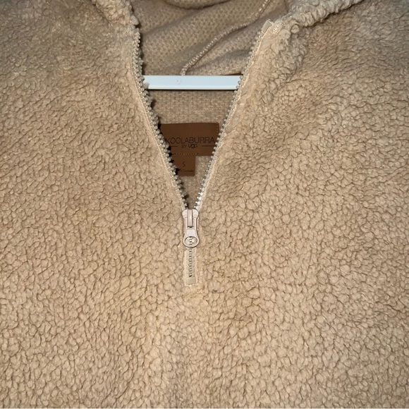 UGG  Cozy Pullover size small - Picture 4 of 8